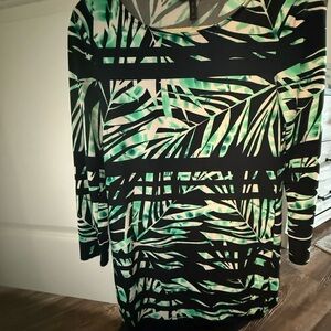 BCBGMaxAzria Green and White Long Sleeve Sheath Dress